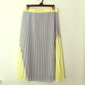 Mystree pleated colorblock skirt